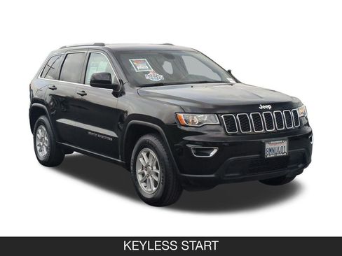 Used 2019 Jeep Grand Cherokee Laredo RWD image 2