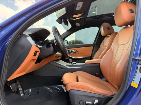 Used 2022 BMW 330i Sedan w/ M Sport Package RWD image 24