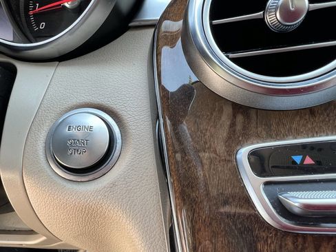 Used 2017 Mercedes-Benz C 300 Sedan image 21