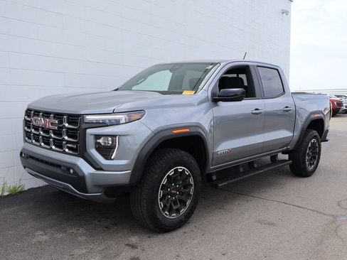 Used 2026 GMC Canyon AT4 AWD/4WD image 3