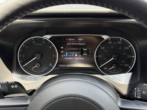 Used 2024 Nissan Rogue SV w/ SV Premium Package FWD image 29