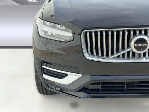 Certified 2023 Volvo XC90 B6 Plus w/ Protection Package image 11