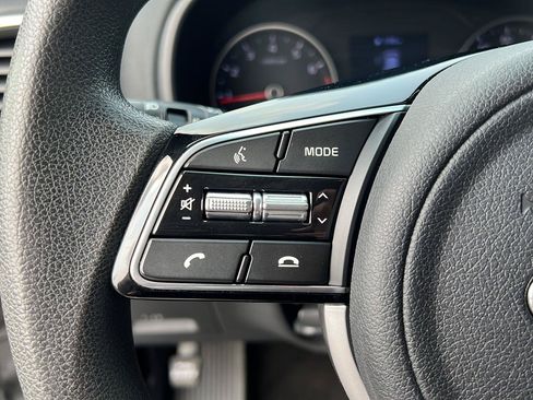 Used 2020 Kia Sportage LX AWD/4WD image 9