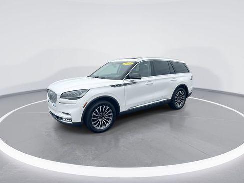Used 2021 Lincoln Aviator Reserve w/ Equipment Group 201A AWD/4WD image 4