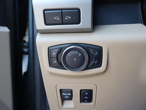 Used 2019 Ford F150 Lariat AWD/4WD image 14