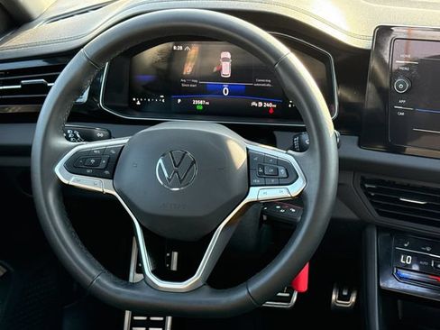 Used 2025 Volkswagen Jetta Sport FWD image 13