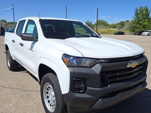 New 2026 Chevrolet Colorado W/T image 4