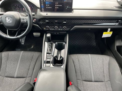 Used 2023 Honda Accord Sport image 14