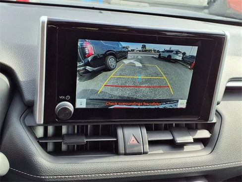 Used 2024 Toyota RAV4 LE image 6