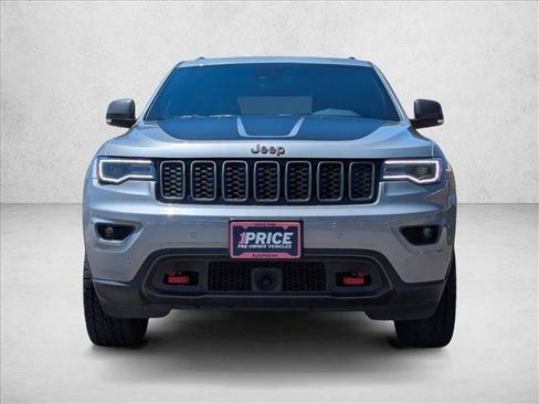 Used 2020 Jeep Grand Cherokee Trailhawk w/ Trailhawk Luxury Group AWD/4WD image 2