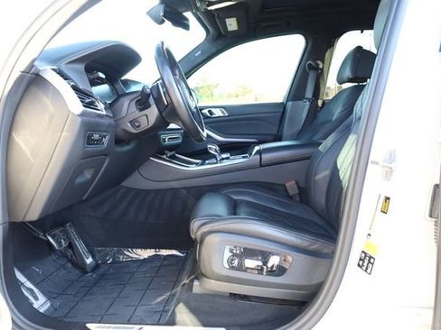 Used 2023 BMW X5 M50i w/ Executive Package image 11