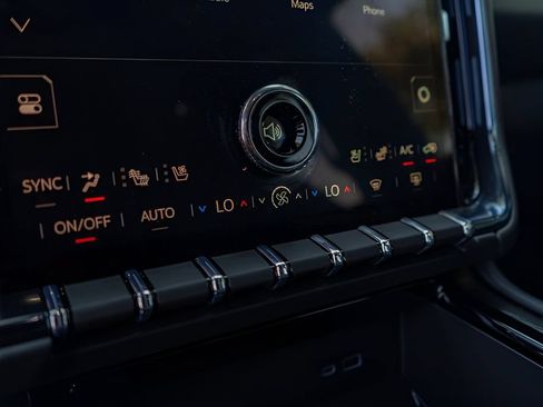New 2026 GMC Yukon AT4 w/ AT4 Premium Package AWD/4WD image 11