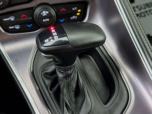 Used 2016 Dodge Challenger R/T Scat Pack w/ Driver Convenience Group RWD image 17