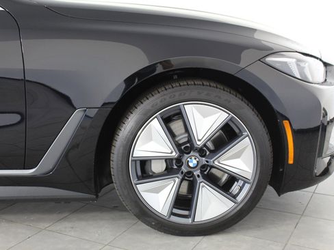 New 2025 BMW i4 xDrive40i image 20