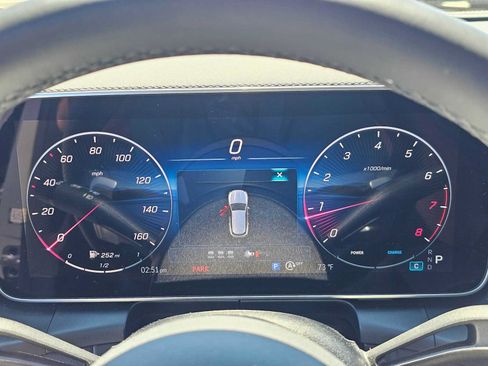 Used 2026 Mercedes-Benz GLC 300 4MATIC image 23