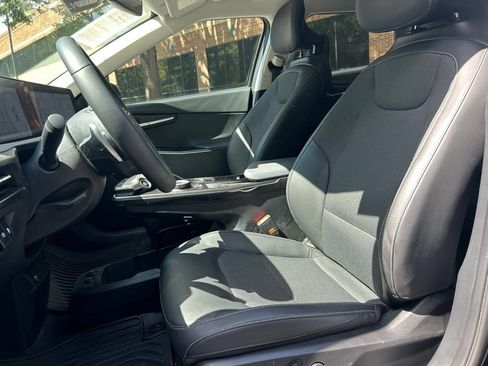Used 2024 Kia EV6 Light RWD image 6