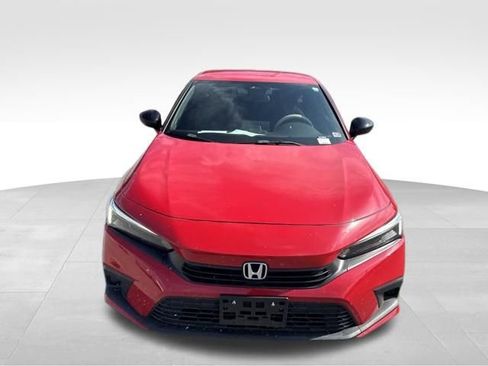 Used 2022 Honda Civic Sport image 2
