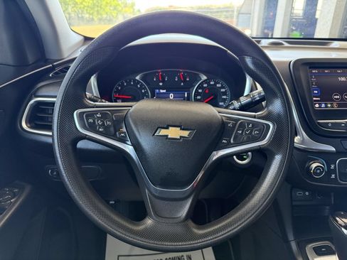 Used 2020 Chevrolet Equinox LT AWD/4WD image 12