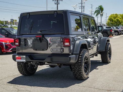 Used 2026 Jeep Wrangler Unlimited Sport AWD/4WD image 4