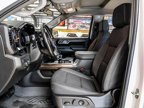 Used 2024 Chevrolet Silverado 1500 LT Trail Boss w/ Protection Package image 26