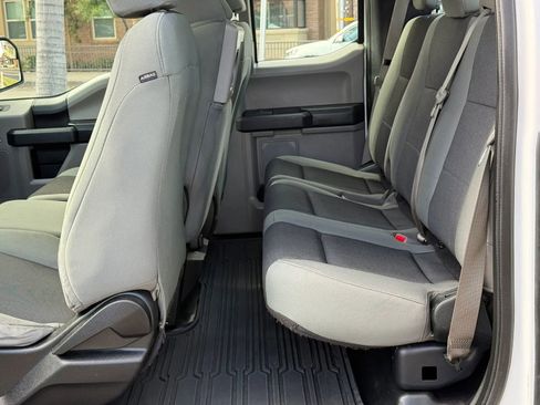 Used 2017 Ford F150 XL w/ Equipment Group 101A Mid RWD image 16