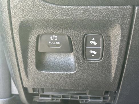 Used 2022 RAM 1500 Big Horn image 36