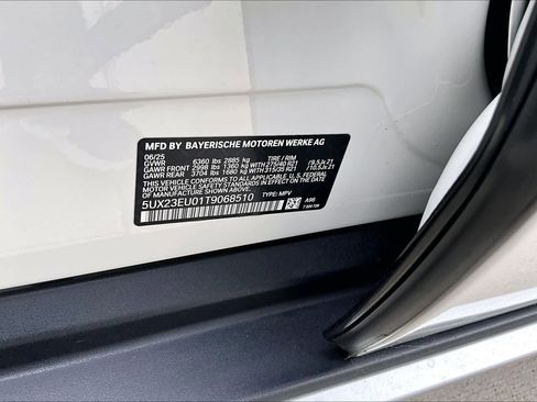 Used 2026 BMW X5 xDrive40i w/ Executive Package image 29