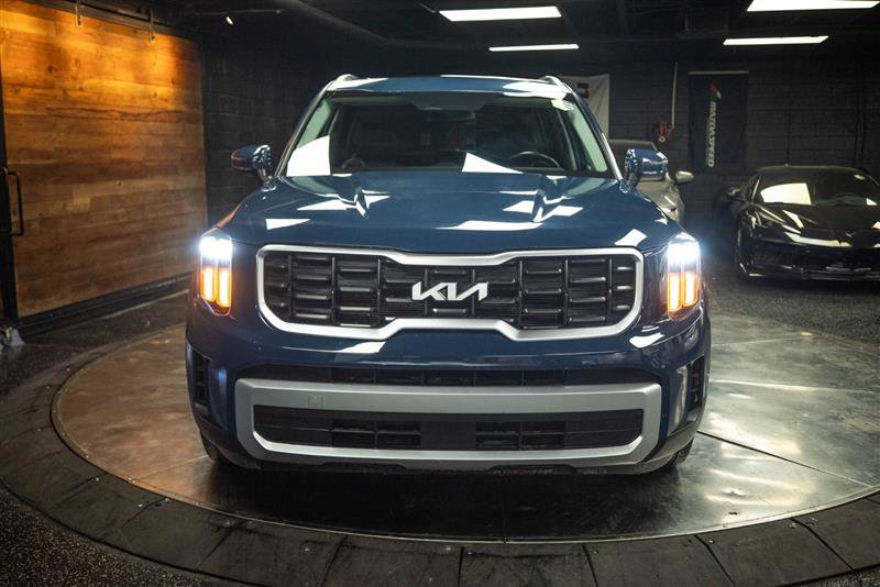 Used 2025 Kia Telluride S AWD/4WD image 4