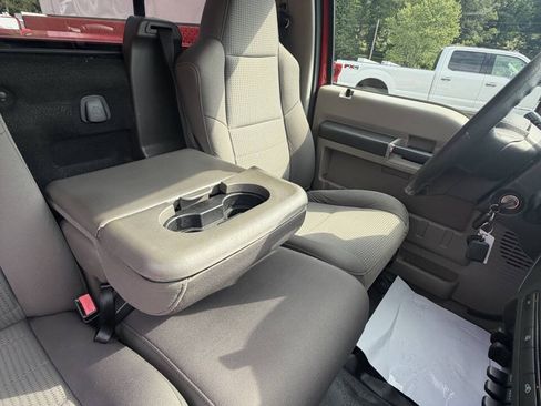 Used 2009 Ford F550 4x4 Regular Cab Super Duty image 48