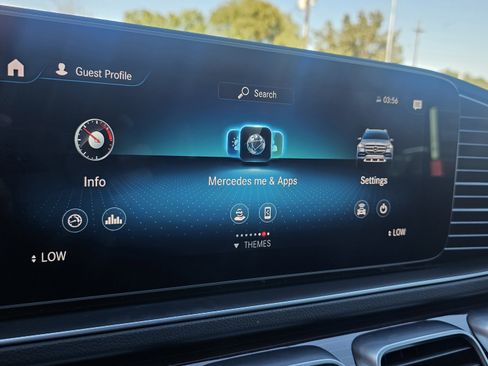 Used 2022 Mercedes-Benz GLS 450 4MATIC image 44