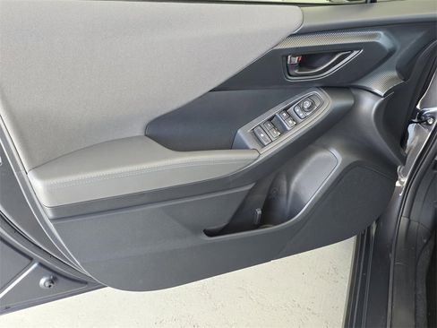 New 2025 Subaru Crosstrek 2.5i Premium image 33