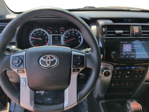 Used 2015 Toyota 4Runner Limited AWD/4WD image 15