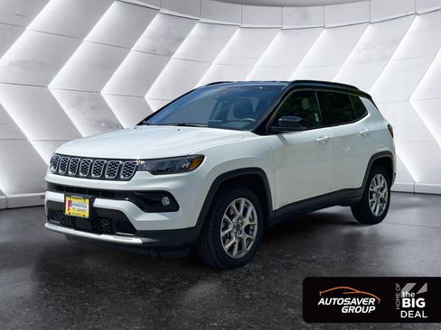 Used 2025 Jeep Compass Limited AWD/4WD image 1