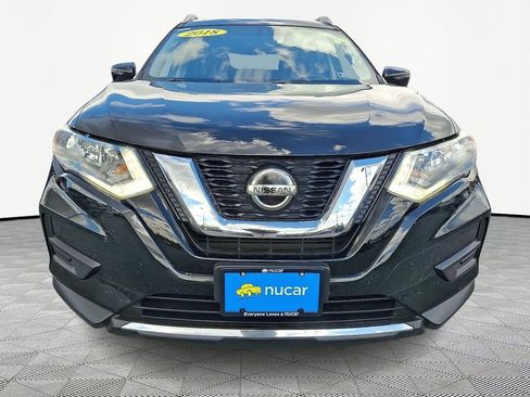 Used 2018 Nissan Rogue SV w/ Sun & Sound Touring Package AWD/4WD image 2