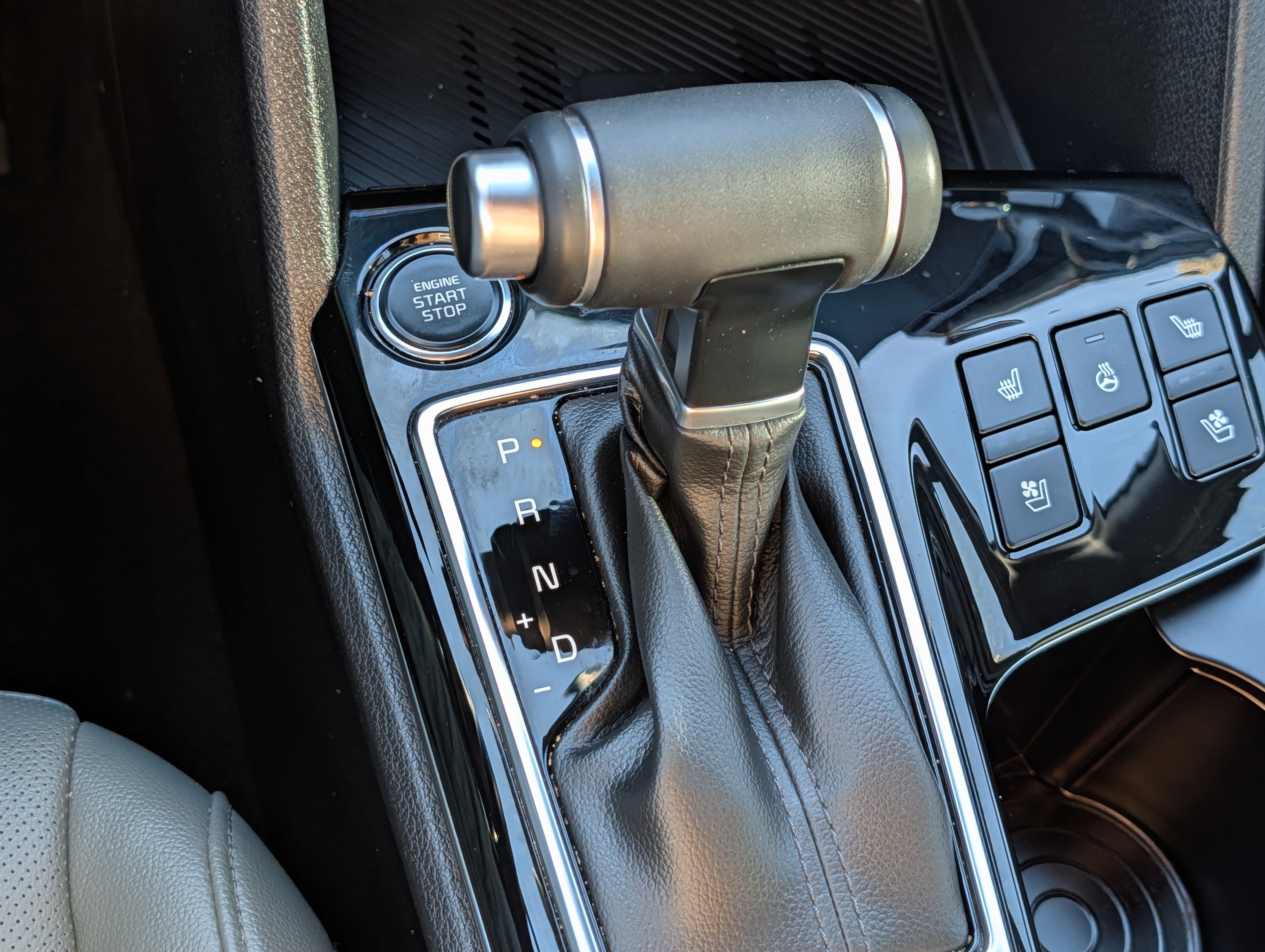 Certified 2025 Kia Sportage X-Pro Prestige AWD/4WD image 24