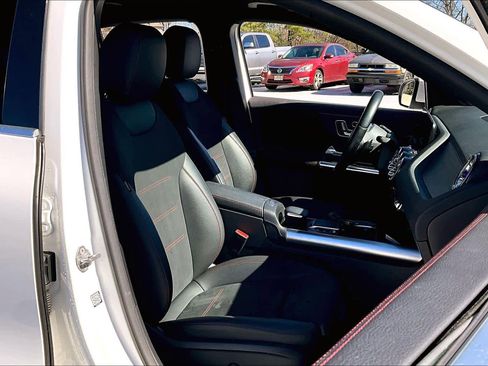 Used 2023 Mercedes-Benz GLA 250 4MATIC w/ AMG Line Exterior image 9