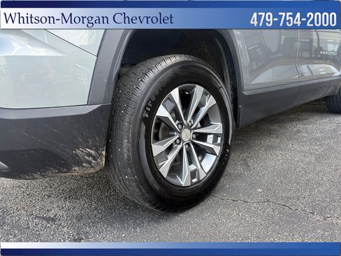 Used 2025 Chevrolet Equinox LT FWD image 35