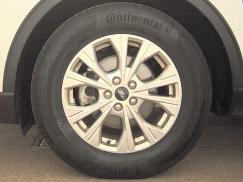 Used 2023 Ford Escape Active w/ Tech Pack #2 AWD/4WD image 7
