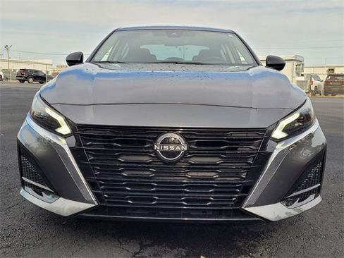 Certified 2025 Nissan Altima 2.5 S image 13