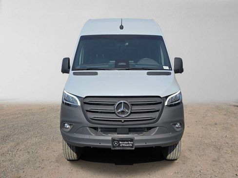 Used 2026 Mercedes-Benz Sprinter 2500 image 8
