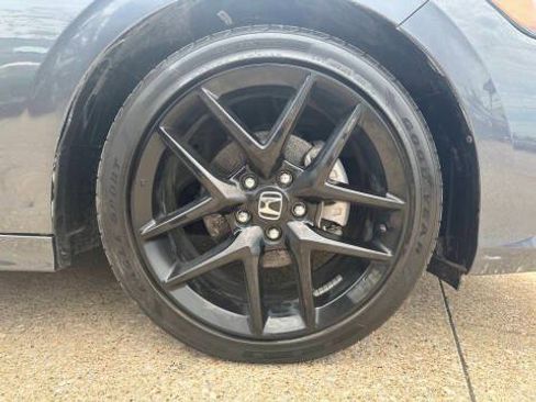Used 2023 Honda Civic Sport image 26