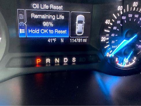 Used 2017 Ford Edge SE image 18