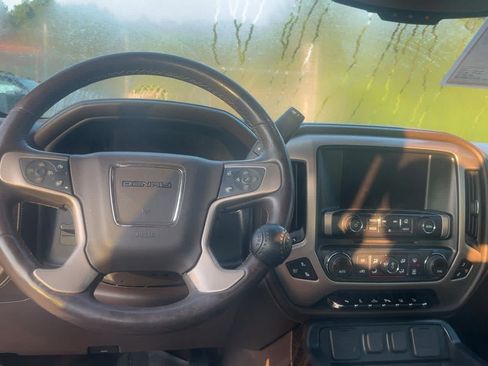 Used 2014 GMC Sierra 1500 Denali w/ Driver Alert Package AWD/4WD image 5