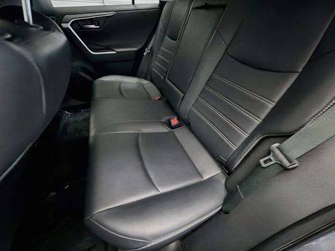 Used 2021 Toyota RAV4 Limited w/ Carpet Mat Package (TMS) FWD image 12