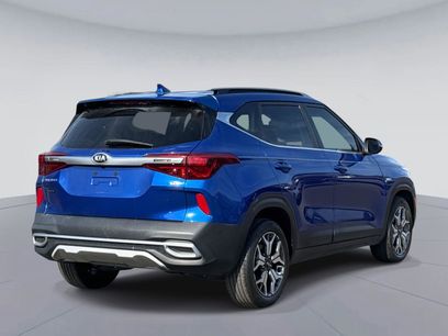 Used 2021 Kia Seltos EX