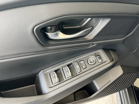 Certified 2025 Honda Accord SE image 17