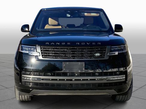 Used 2023 Land Rover Range Rover Autobiography image 4