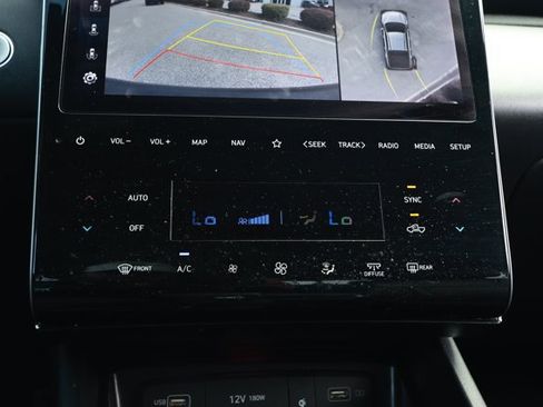 Used 2023 Hyundai Santa Cruz Limited AWD/4WD image 18
