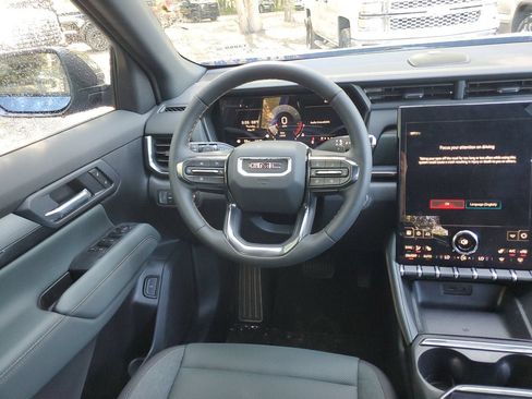 New 2026 GMC Terrain AT4 AWD/4WD image 13