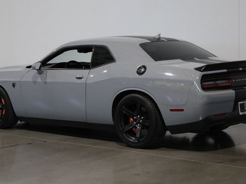 Used 2020 Dodge Challenger SRT Hellcat Redeye RWD image 18